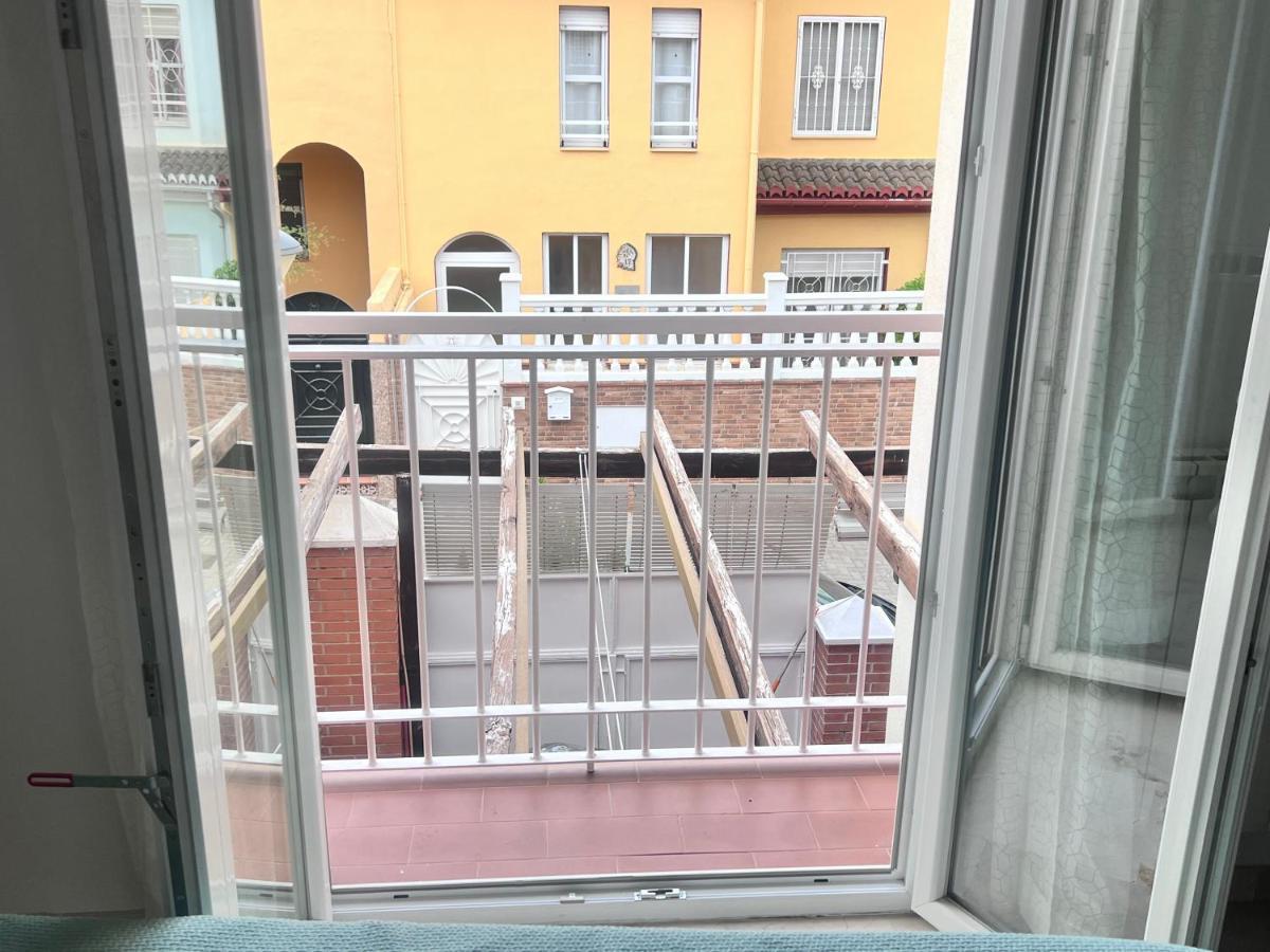 格拉纳达Casa Ideal Familias Y Grupos Con Balcones Exterior Soleada Patios Cerca Alhambra, Sierra Nevada, Rio Genil, Lancha Del Genil, Parque Llano Y Reloj Del Sol Con Barbacoas, Campo De Futbol, Circuito Gimnasia公寓 外观 照片