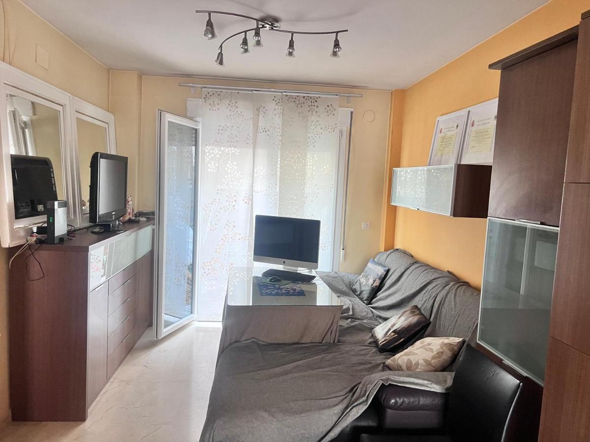 格拉纳达Casa Ideal Familias Y Grupos Con Balcones Exterior Soleada Patios Cerca Alhambra, Sierra Nevada, Rio Genil, Lancha Del Genil, Parque Llano Y Reloj Del Sol Con Barbacoas, Campo De Futbol, Circuito Gimnasia公寓 外观 照片