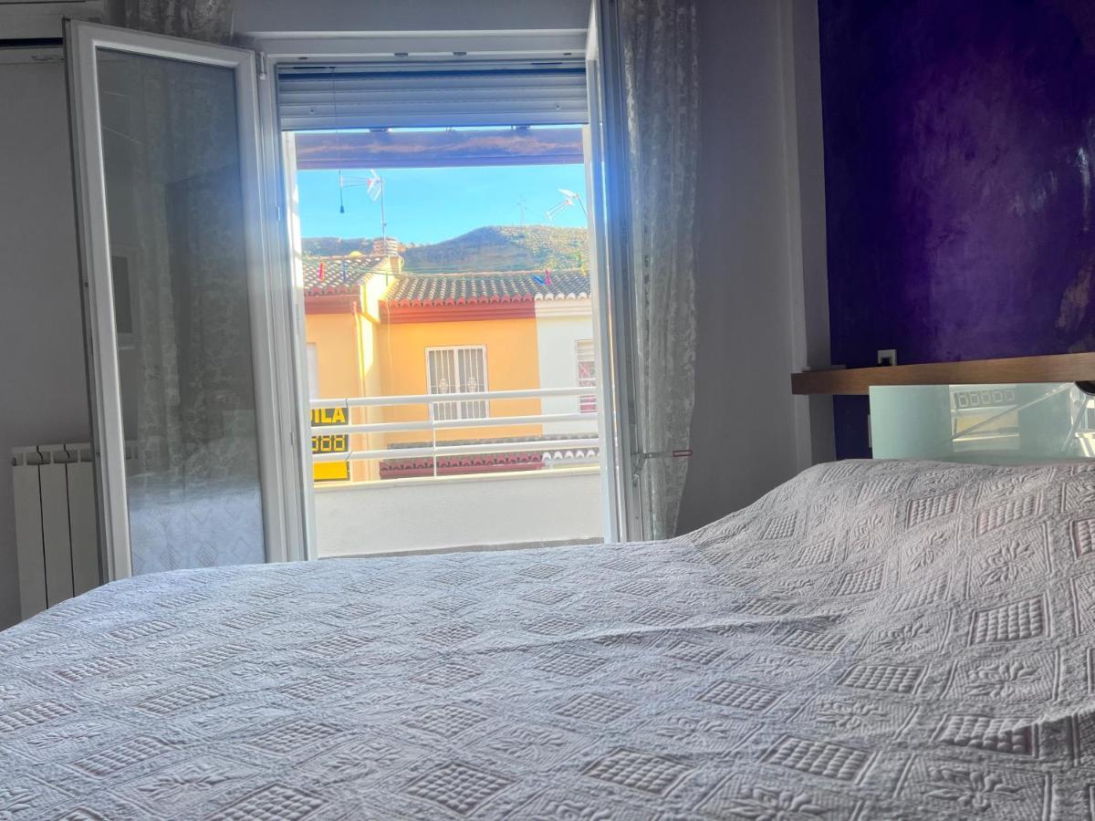 格拉纳达Casa Ideal Familias Y Grupos Con Balcones Exterior Soleada Patios Cerca Alhambra, Sierra Nevada, Rio Genil, Lancha Del Genil, Parque Llano Y Reloj Del Sol Con Barbacoas, Campo De Futbol, Circuito Gimnasia公寓 外观 照片