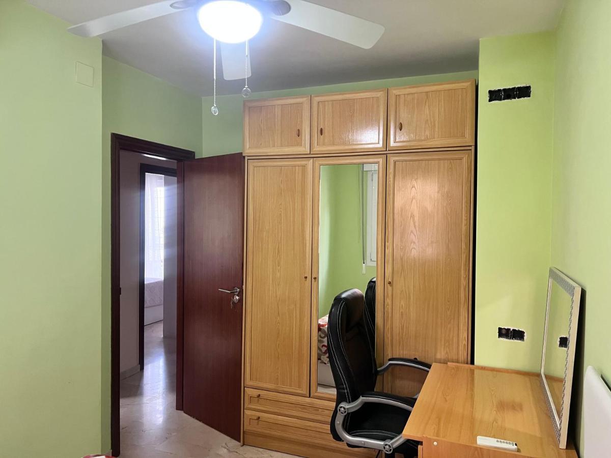 格拉纳达Casa Ideal Familias Y Grupos Con Balcones Exterior Soleada Patios Cerca Alhambra, Sierra Nevada, Rio Genil, Lancha Del Genil, Parque Llano Y Reloj Del Sol Con Barbacoas, Campo De Futbol, Circuito Gimnasia公寓 外观 照片